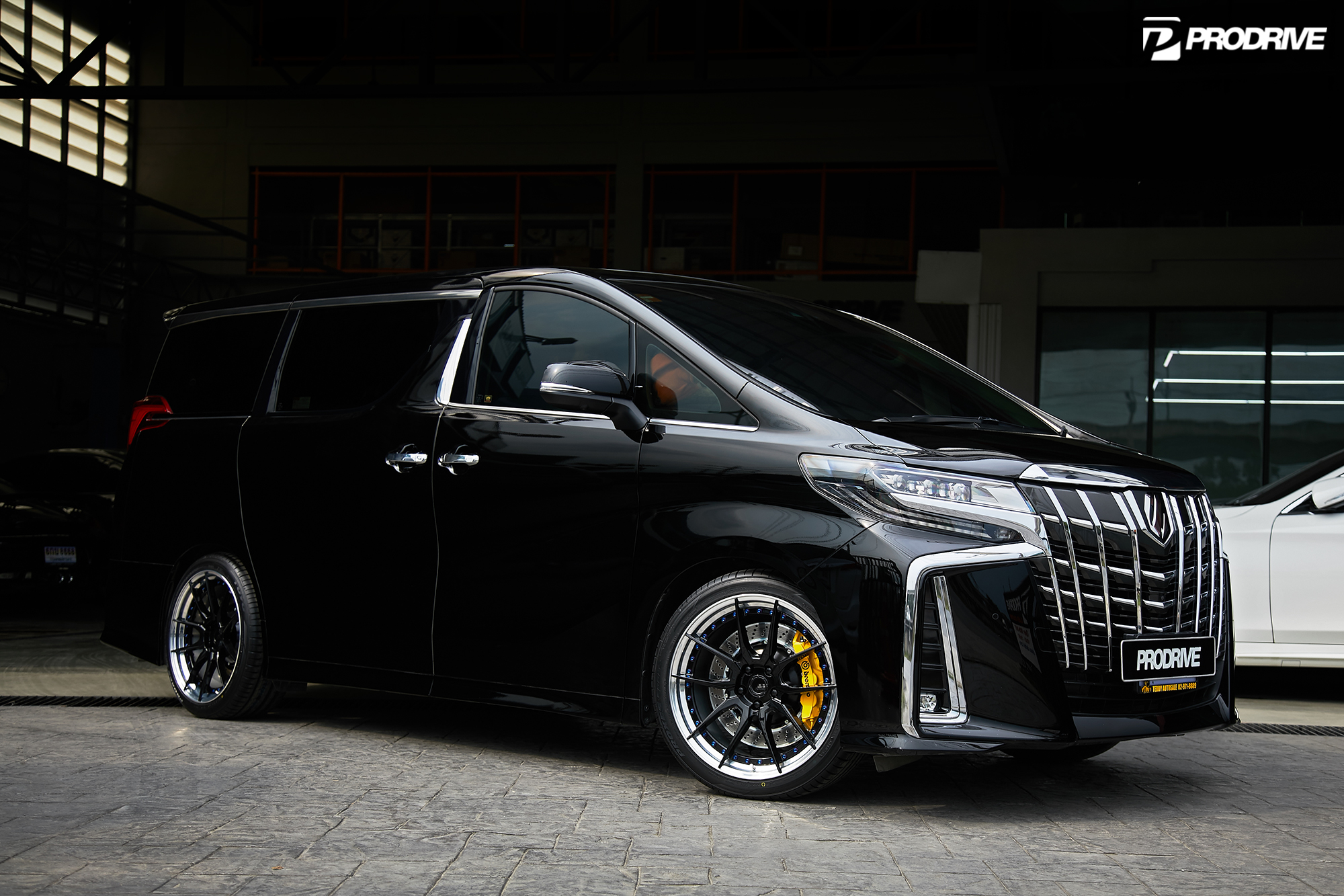 Alphard x BC Forged x Brembo x RS-R