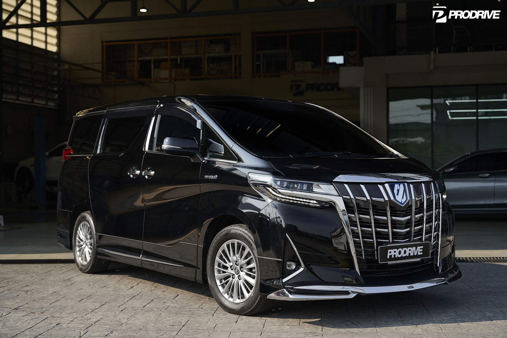 Toyota Alphard 30 x Modellista