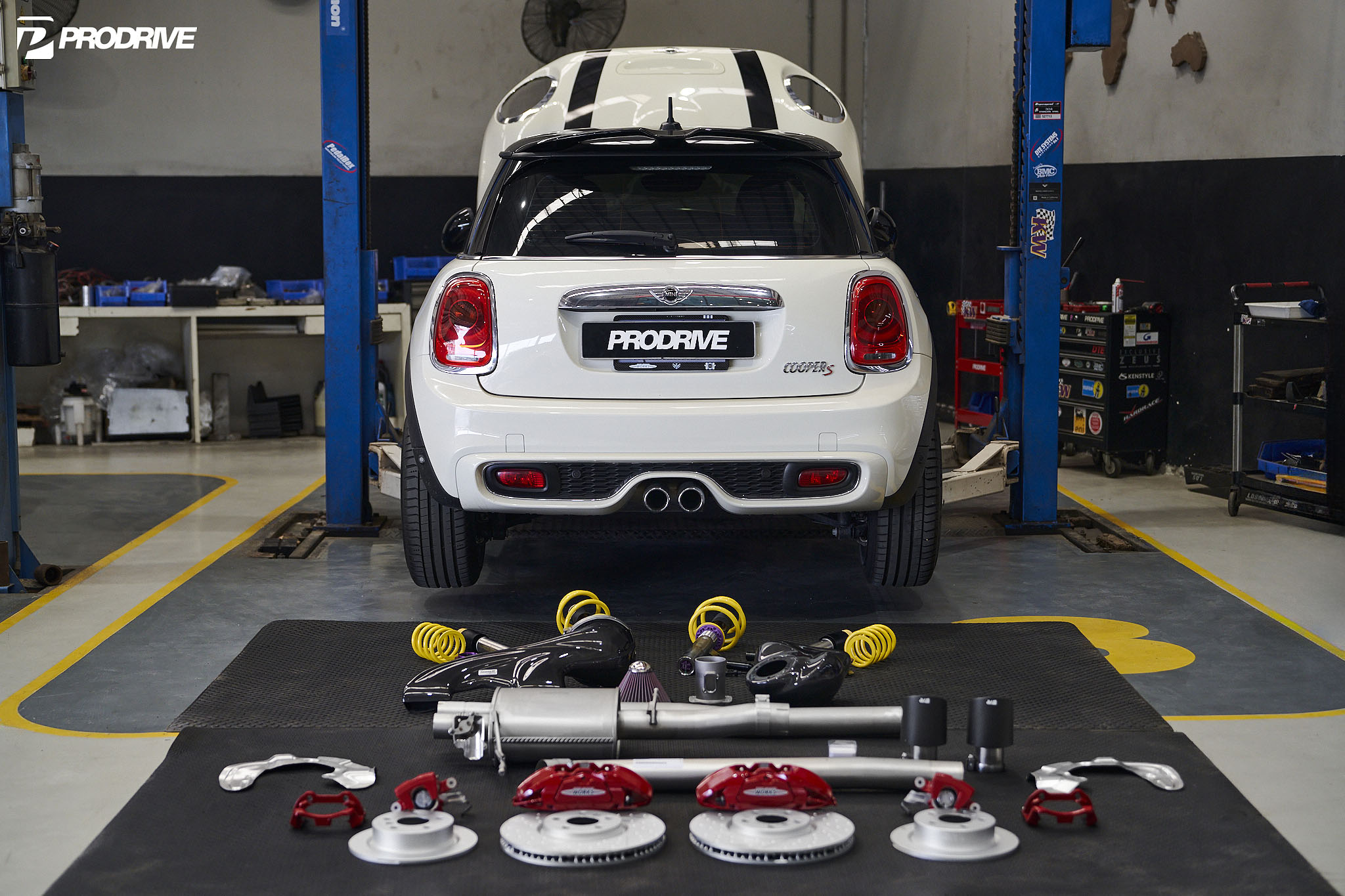 Mini F56 x JCW x Remus x Gruppe M