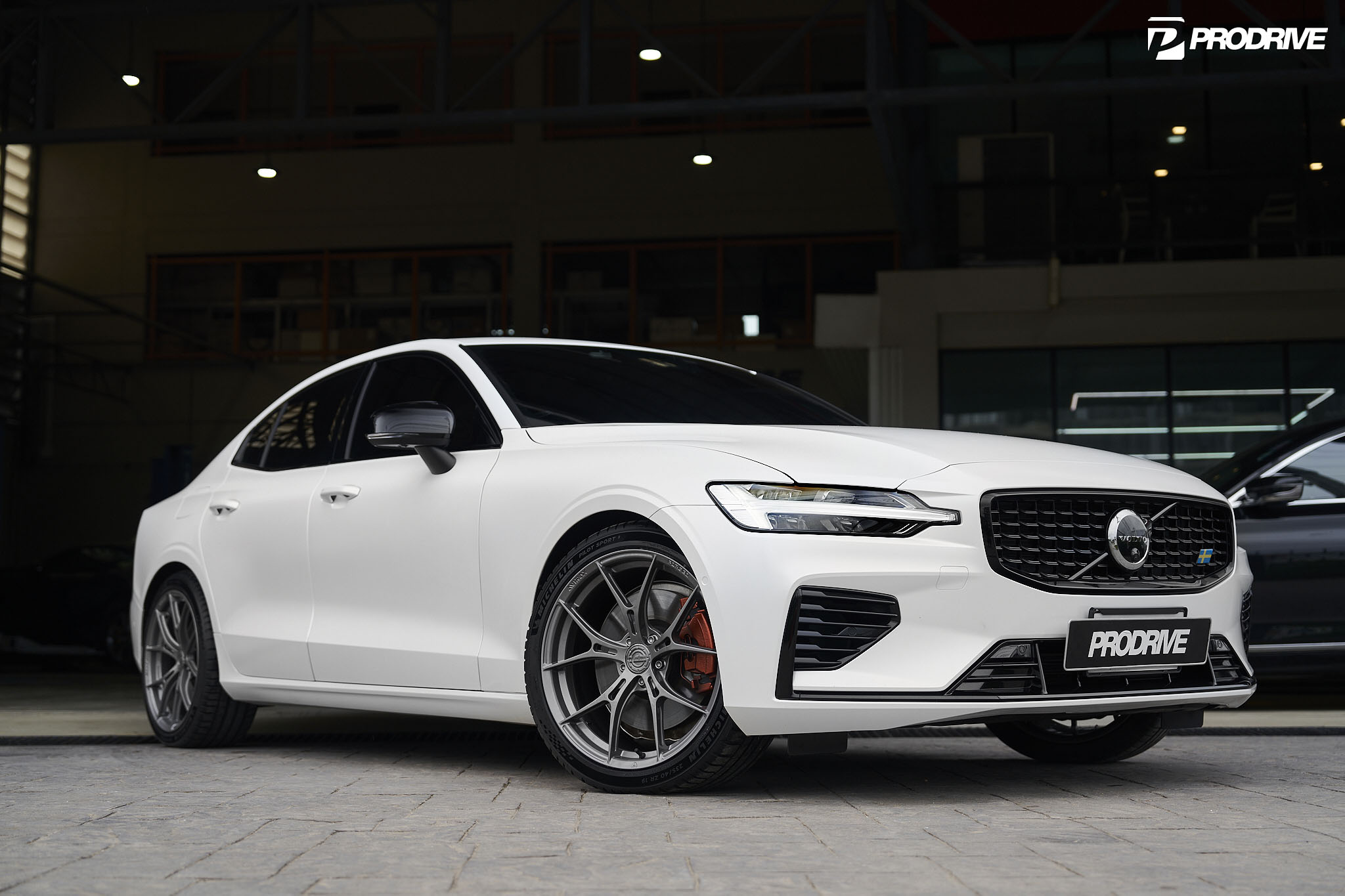 Volvo S60 x AVIRAX FORGED GL-500