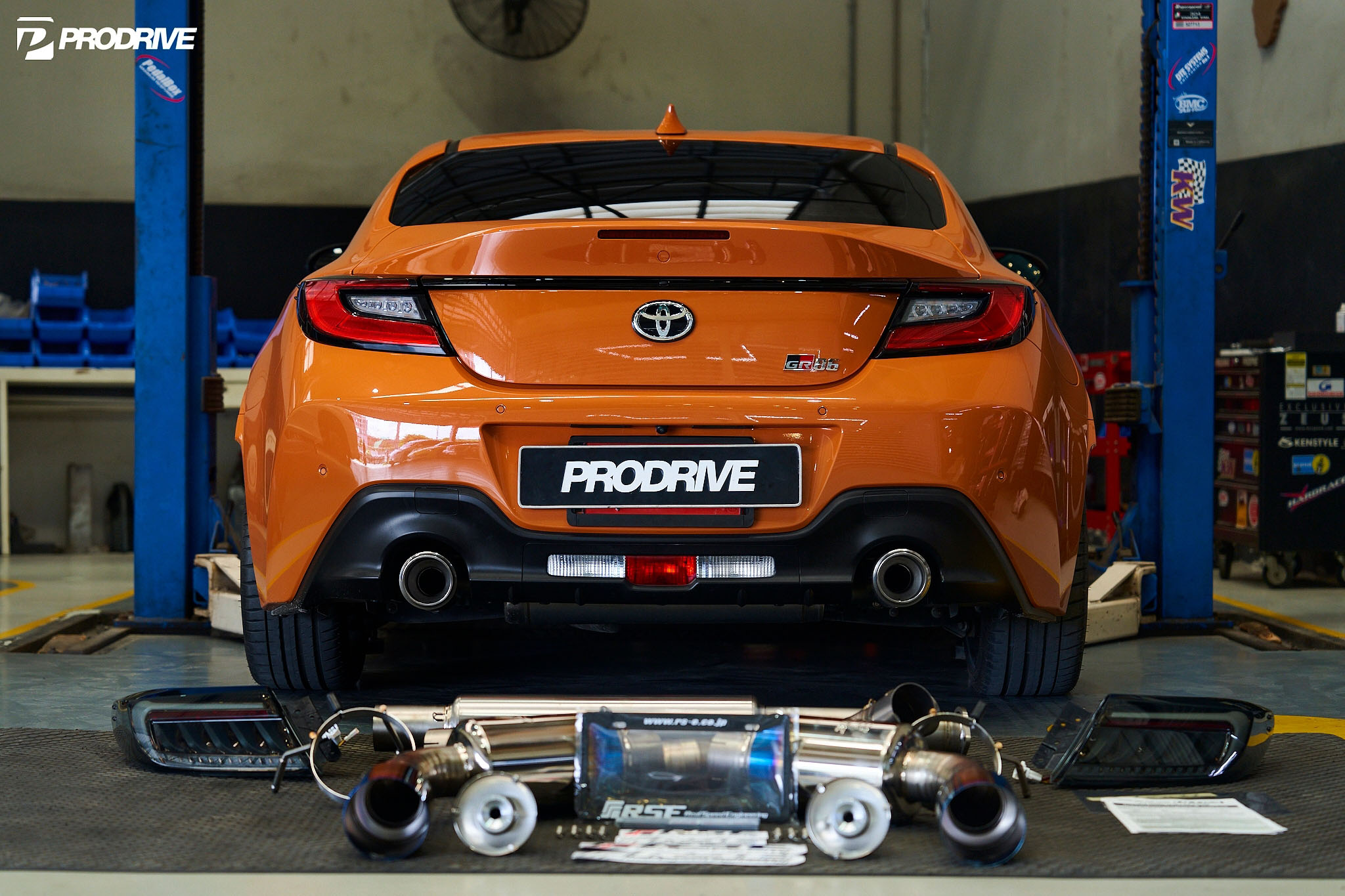 Toyota GR86 x RSE EXHAUST x VALENTI