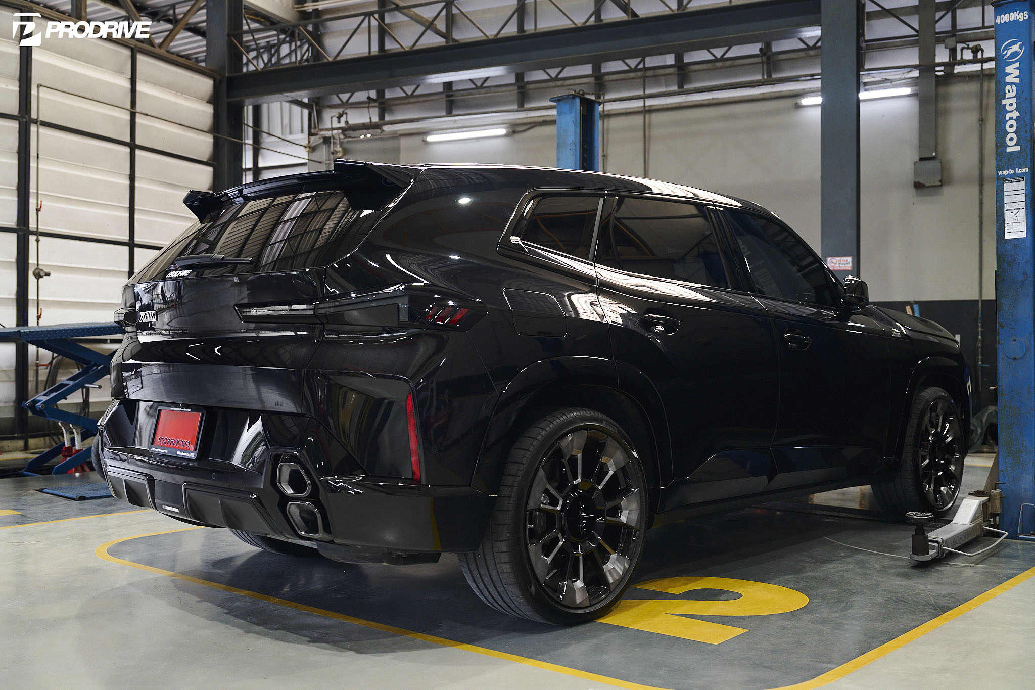 BMW XM x Renegade Roof Spoiler