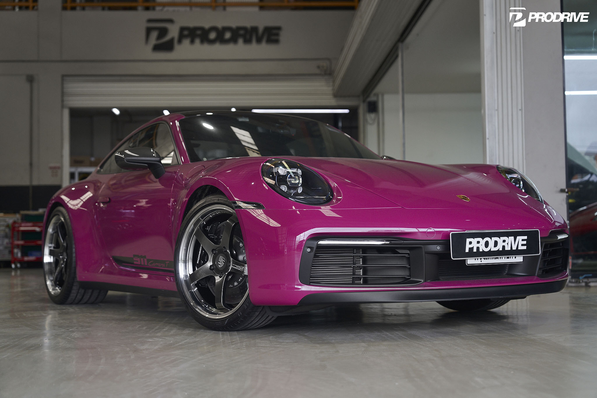 Porsche 992 Carrera-T x Yokohama ADVAN GT (Forged)