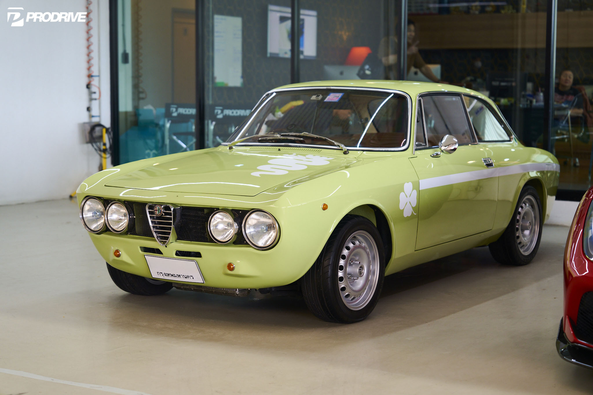 ALFA ROMEO 105 x Glass Coating